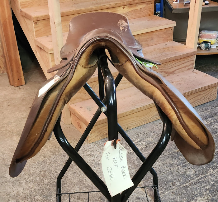 17.5" San Martin Close Contact English Saddle