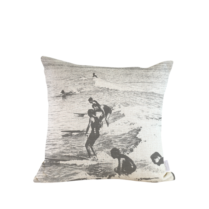*18x18in Black & White Surfers Pillow Cover