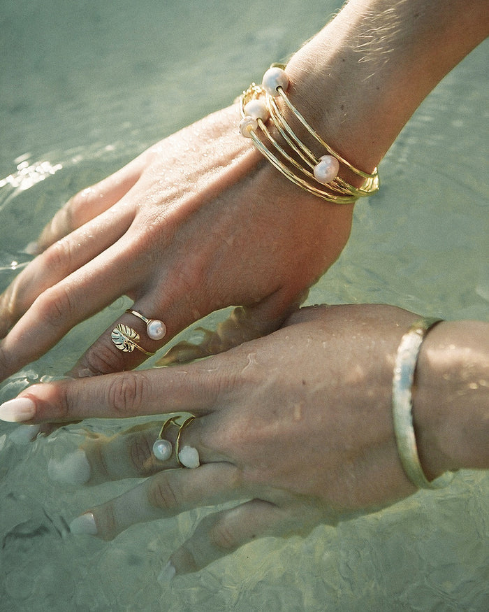 Cream Pearl Bangle