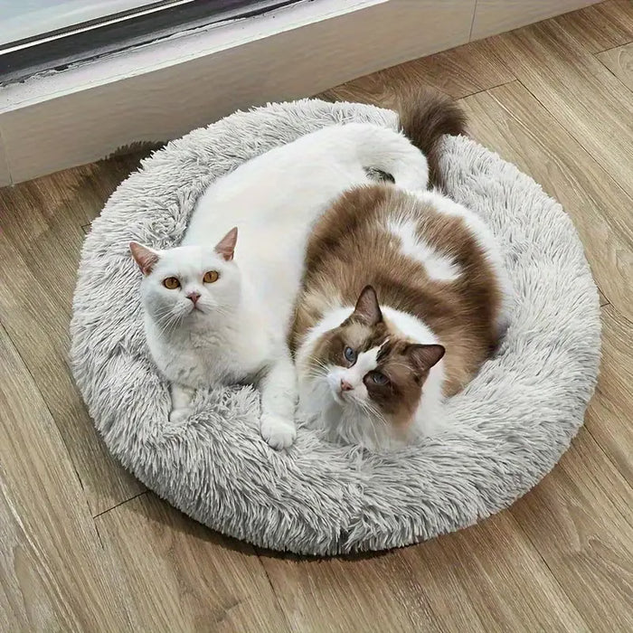 Donut Cat Bed – Calming Plush Round Cat Bed for Indoor Cats All Seasons