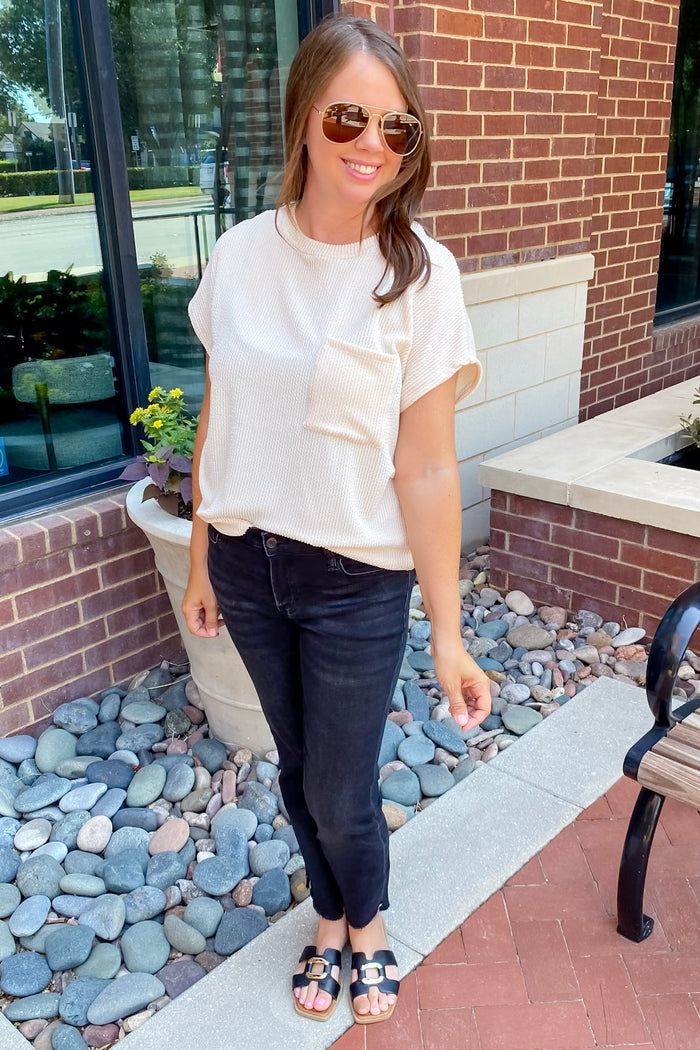 Eggshell Ribbed Pocket Top - Lyla's: Clothing & Gifts - Online and Rockwall Texas Boutique