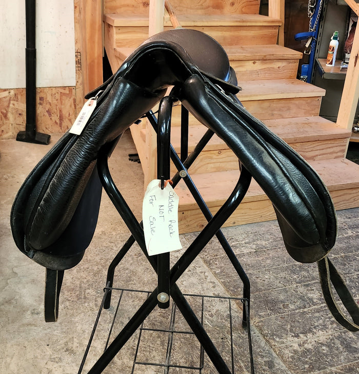 Felsbach AG "Husar" All Purpose English Saddle 17.5"
