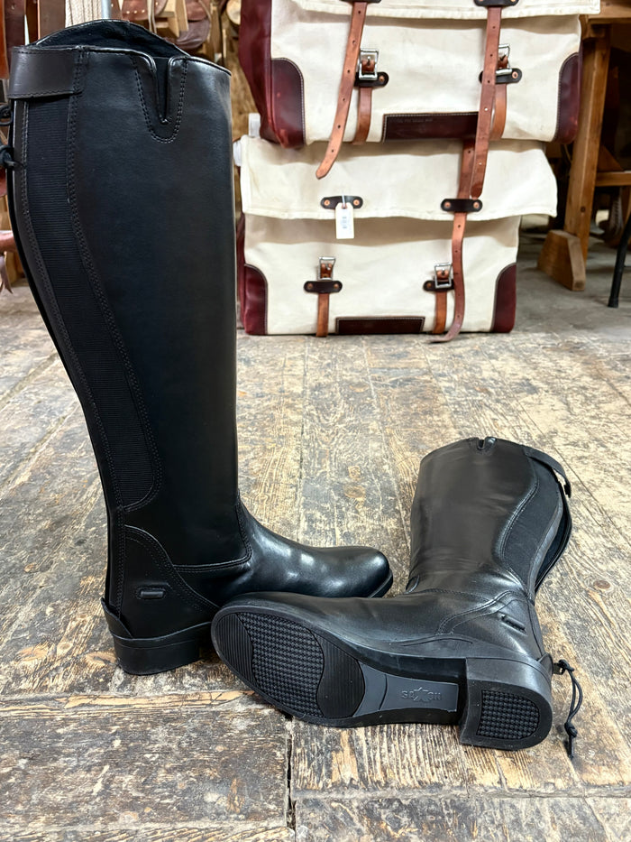 New in Box Saxon Boots