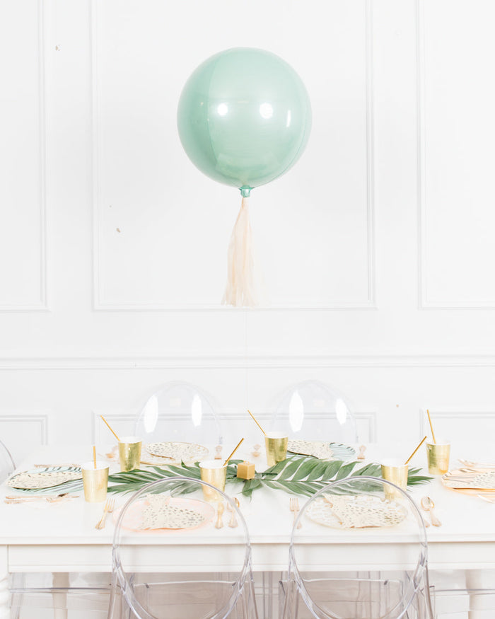 Serengeti - 16in Mint Orb Centerpiece with Skirt