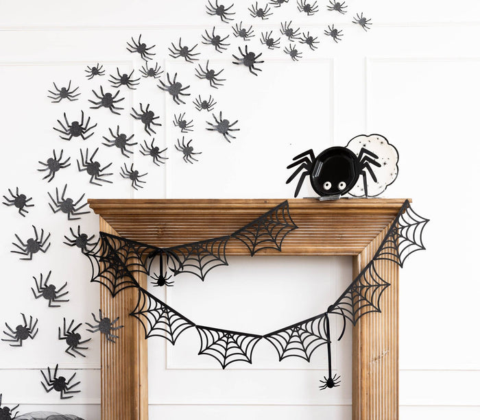 Tiny Spiders Paper Plates 9" - bubblegum market